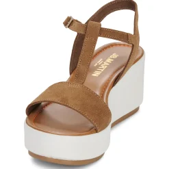 JB Martin - AMIRA CROUTECAMEL New