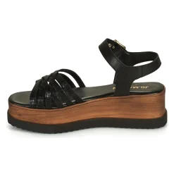 Hot JB Martin - DAPHNE VEAUNOIR