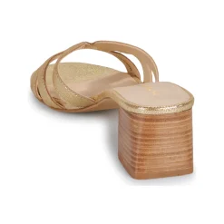 Hot Les Tropéziennes par M Belarbi - LIVIA Doré