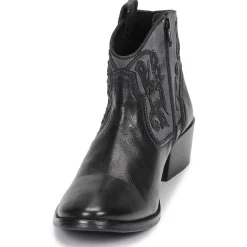 Les Tropéziennes par M Belarbi - AMELIE