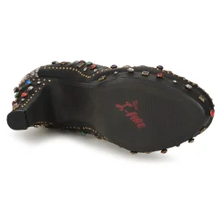 Miss L'Fire - SHOWGIRL