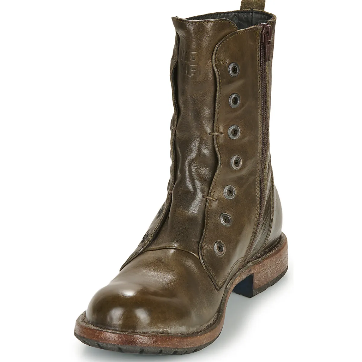 Moma - MALE D Outlet