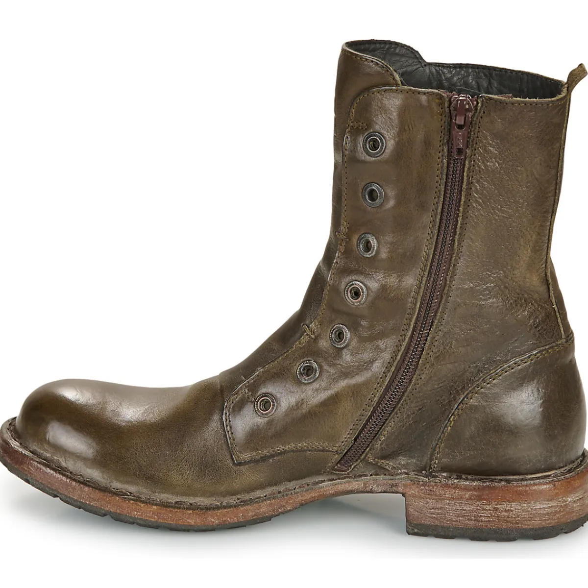 Moma - MALE D Outlet