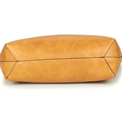 Hot Moony Mood - EMIRA