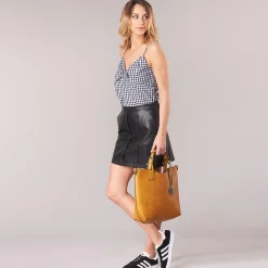 Hot Moony Mood - EMIRA