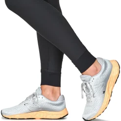 New Balance - 520 Discount