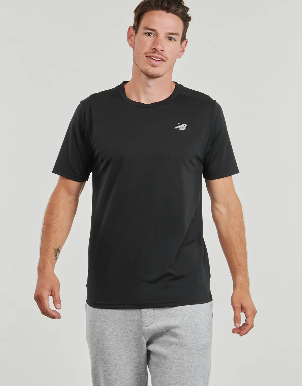New Balance - CORE RUN SHORT SLEEVES Noir Clearance