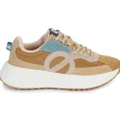 No Name - CARTER RUNNER W