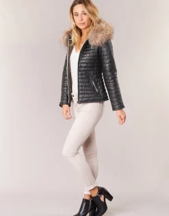 Oakwood - HAPPY Noir Outlet