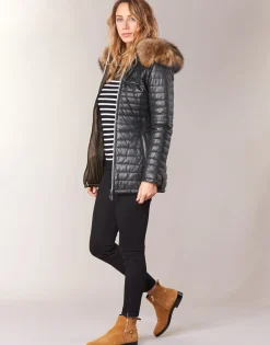 Oakwood - POPPY Noir Outlet