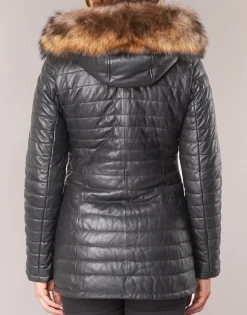 Oakwood - POPPY Noir Outlet