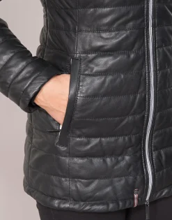 Oakwood - POPPY Noir Outlet