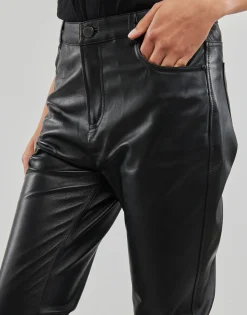 Oakwood - PRETTY Noir Clearance