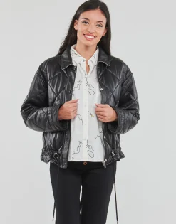 Oakwood - TRAVEL Noir New