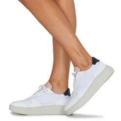 Outlet Piola - CAYMA