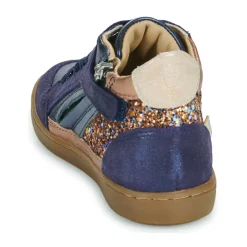 New Shoo Pom - PLAY CONNECT