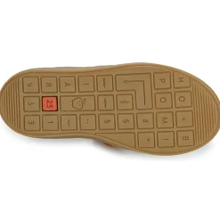 Shoo Pom - PLAY NEW APPLE