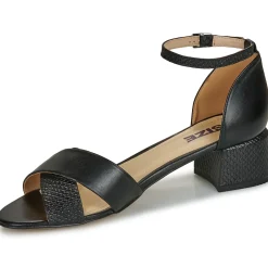 Online So Size - MAELA Black