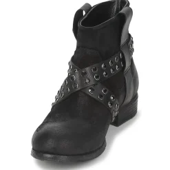 Strategia - LUMESE Noir Clearance