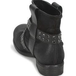 Strategia - LUMESE Noir Clearance