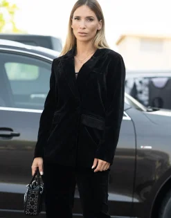 THEAD. - KATE BLAZER Noir Clearance