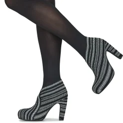 United nude - FOLD HI Hot