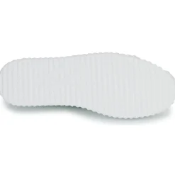 Vanessa Wu - MARILOU