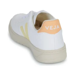 Veja - V-10 Outlet